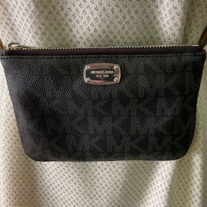 NWT Michael Kors Belt Bag Adjustable Strap Black Size L